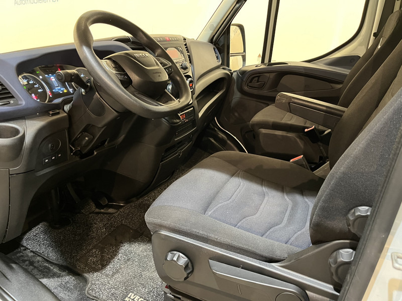 Iveco 70C18 3.0 Automaat Bakwagen / Dhollandia Laadklep / Euro 6 / Luchtvering / Airco / Camera / Cruise Control - Koffer LKW: das Bild 5 Iveco 70C18 3.0 Automaat Bakwagen / Dhollandia Laadklep / Euro 6 / Luchtvering / Airco / Camera / Cruise Control - Koffer LKW: das Bild 5