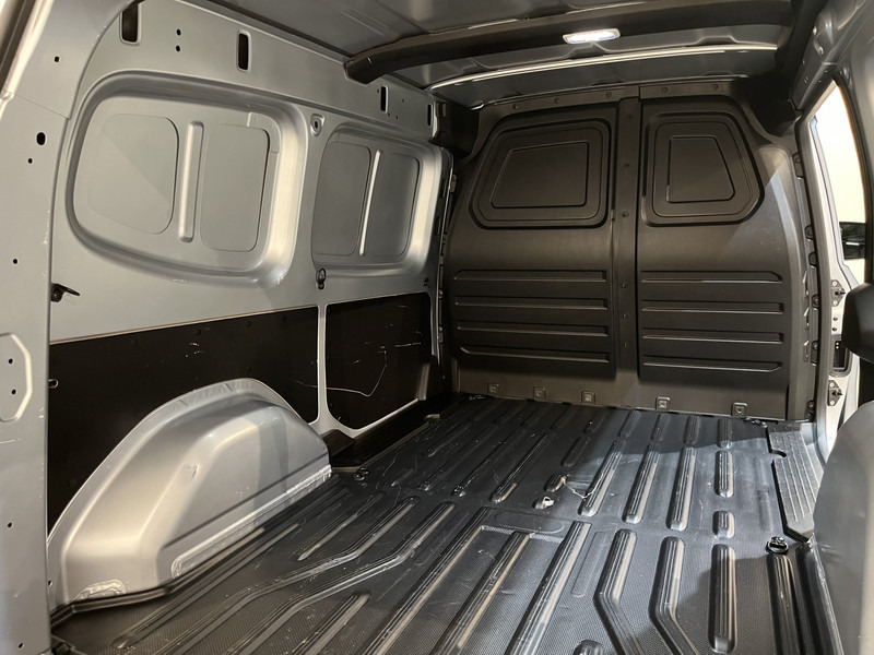 Kleintransporter Mercedes-Benz Citan 110 CDI L2 Pro Automaat / Euro 6 / Airco / Camera / MBUX / Cruise Control / Trekhaak / CarPlay / Navigatie / 14.500 KM !!: das Bild 14