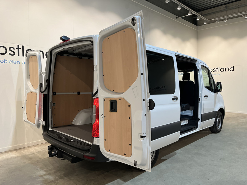 Mercedes-Benz Sprinter 315 CDI L2H1 RWD DC Dubbel Cabine / Euro 6 / Trekhaak 3500 KG / Airco / Camera / 6 Persoons / 500 KM !! / BPM VRIJ !! - Kastenwagen, Transporter mit Doppelkabine: das Bild 2 Mercedes-Benz Sprinter 315 CDI L2H1 RWD DC Dubbel Cabine / Euro 6 / Trekhaak 3500 KG / Airco / Camera / 6 Persoons / 500 KM !! / BPM VRIJ !! - Kastenwagen, Transporter mit Doppelkabine: das Bild 2