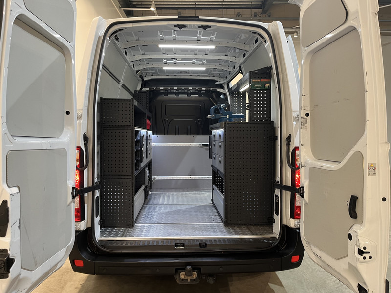 Renault Master 2.3 dCi L1H2 130 PK Servicebus / Modul-System Inrichting / Euro 6 / Airco / Cruise Control / Camera / Navigatie / Trekhaak / 73.900 KM !! - Kastenwagen: das Bild 4 Renault Master 2.3 dCi L1H2 130 PK Servicebus / Modul-System Inrichting / Euro 6 / Airco / Cruise Control / Camera / Navigatie / Trekhaak / 73.900 KM !! - Kastenwagen: das Bild 4