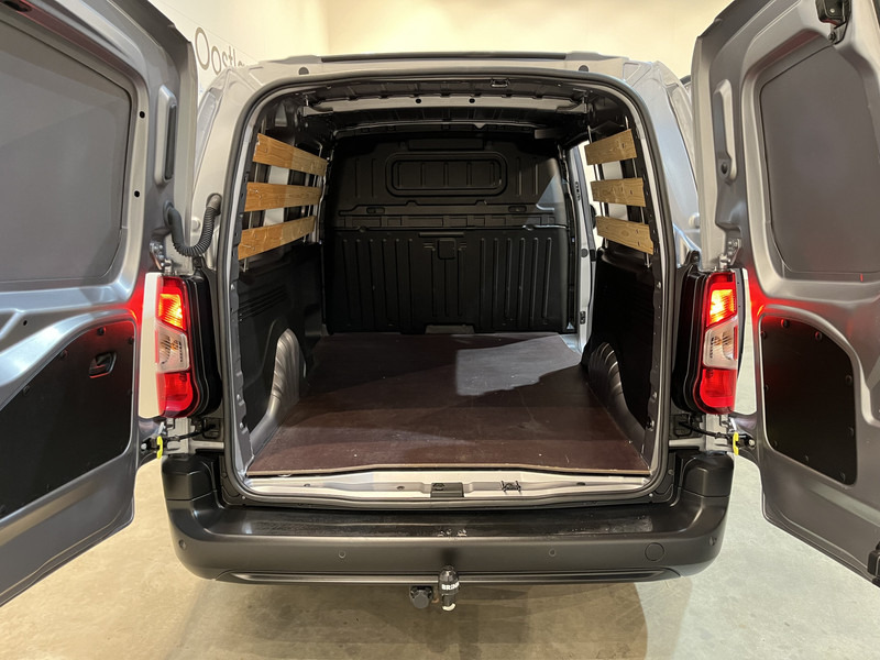 Toyota PROACE CITY 1.5 D-4D Live Long 130 PK / Euro 6 / Airco / Cruise Control / PDC / CarPlay / Navigatie / Trekhaak / - Kleintransporter: das Bild 5 Toyota PROACE CITY 1.5 D-4D Live Long 130 PK / Euro 6 / Airco / Cruise Control / PDC / CarPlay / Navigatie / Trekhaak / - Kleintransporter: das Bild 5