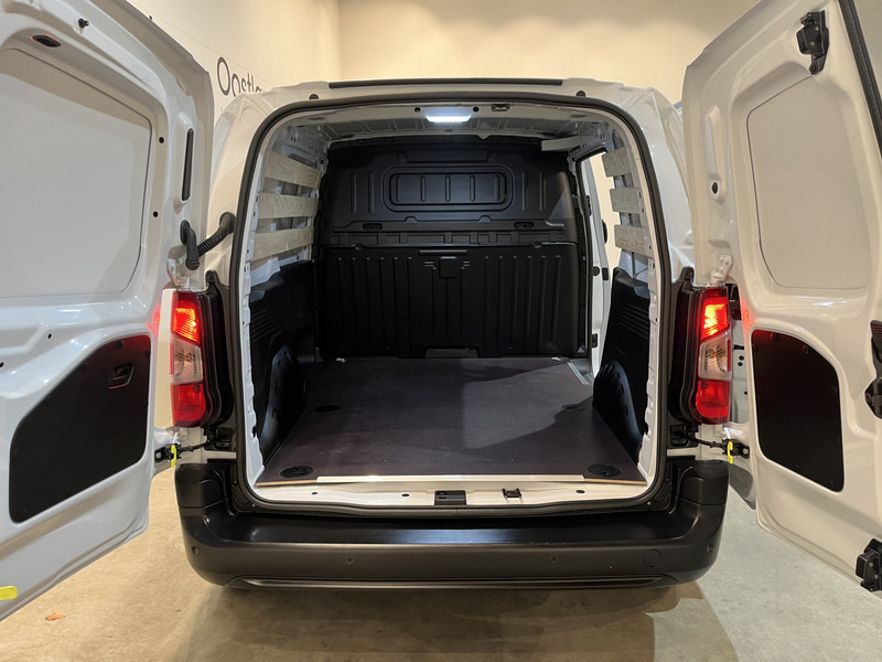 Toyota PROACE CITY Electric Live 50 kWh / 100% elektrisch !! / CCS Snellader / Airco / Cruise Control / CarPlay / Navigatie / Camera / 6.200 KM !! Z.G.A.N. / BPM VRIJ !! - Kleintransporter, Elektro-Transporter: das Bild 5 Toyota PROACE CITY Electric Live 50 kWh / 100% elektrisch !! / CCS Snellader / Airco / Cruise Control / CarPlay / Navigatie / Camera / 6.200 KM !! Z.G.A.N. / BPM VRIJ !! - Kleintransporter, Elektro-Transporter: das Bild 5