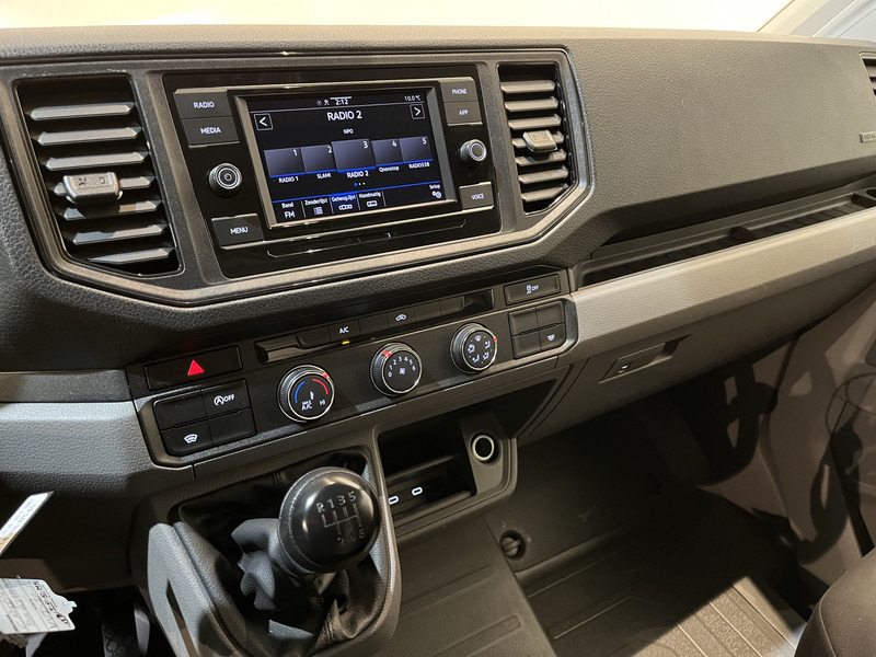 Koffer Transporter Volkswagen Crafter 35 2.0 TDI 140 pk Bakwagen 2.41 Mtr. H / Meubelbak / Euro 6 / Airco / Cruise Control / CarPlay / 23.400 KM !!: das Bild 8