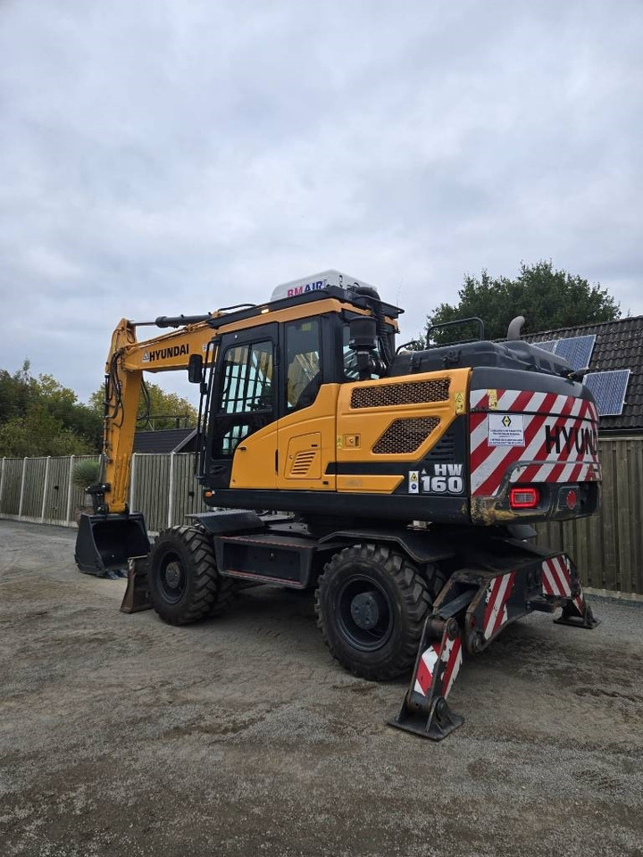Hyundai HW 160 - Mobilbagger: das Bild 2 Hyundai HW 160 - Mobilbagger: das Bild 2