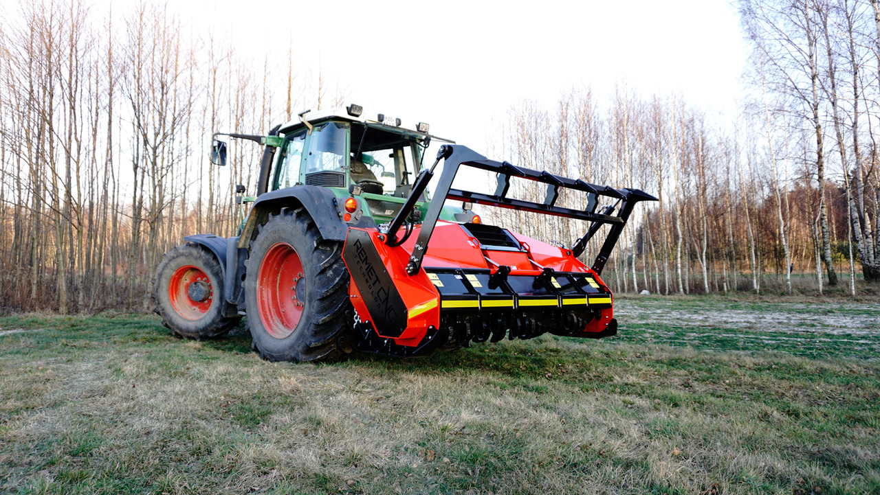 REMET F5-250 - Forstmulcher: das Bild 4 REMET F5-250 - Forstmulcher: das Bild 4
