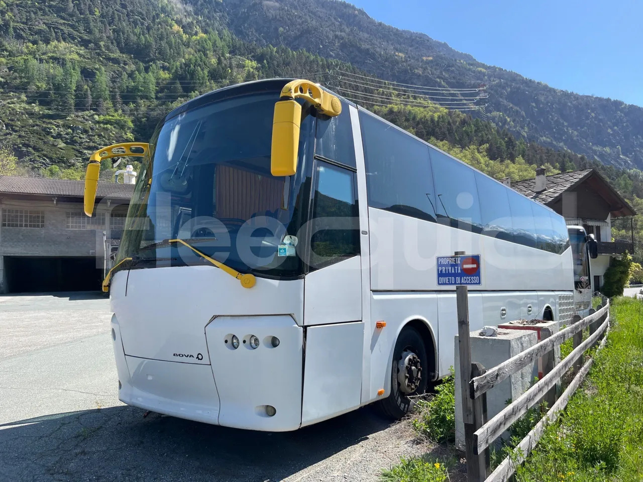 Bundle di 2 mezzi Bova B V - Magiq Guangtong - Guangtong G - Reisebus: das Bild 4 Bundle di 2 mezzi Bova B V - Magiq Guangtong - Guangtong G - Reisebus: das Bild 4