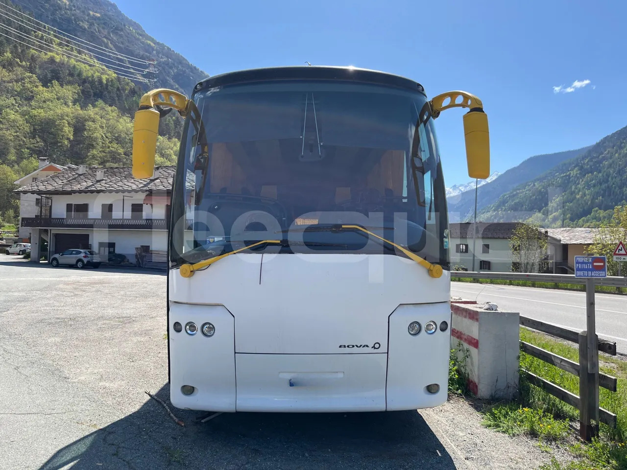 Bundle di 2 mezzi Bova B V - Magiq Guangtong - Guangtong G - Reisebus: das Bild 2 Bundle di 2 mezzi Bova B V - Magiq Guangtong - Guangtong G - Reisebus: das Bild 2