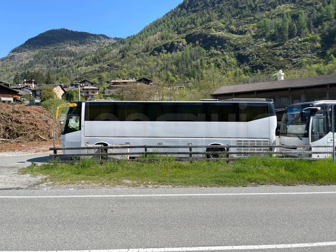 Bundle di 2 mezzi Bova B V - Magiq Guangtong - Guangtong G - Reisebus: das Bild 5 Bundle di 2 mezzi Bova B V - Magiq Guangtong - Guangtong G - Reisebus: das Bild 5