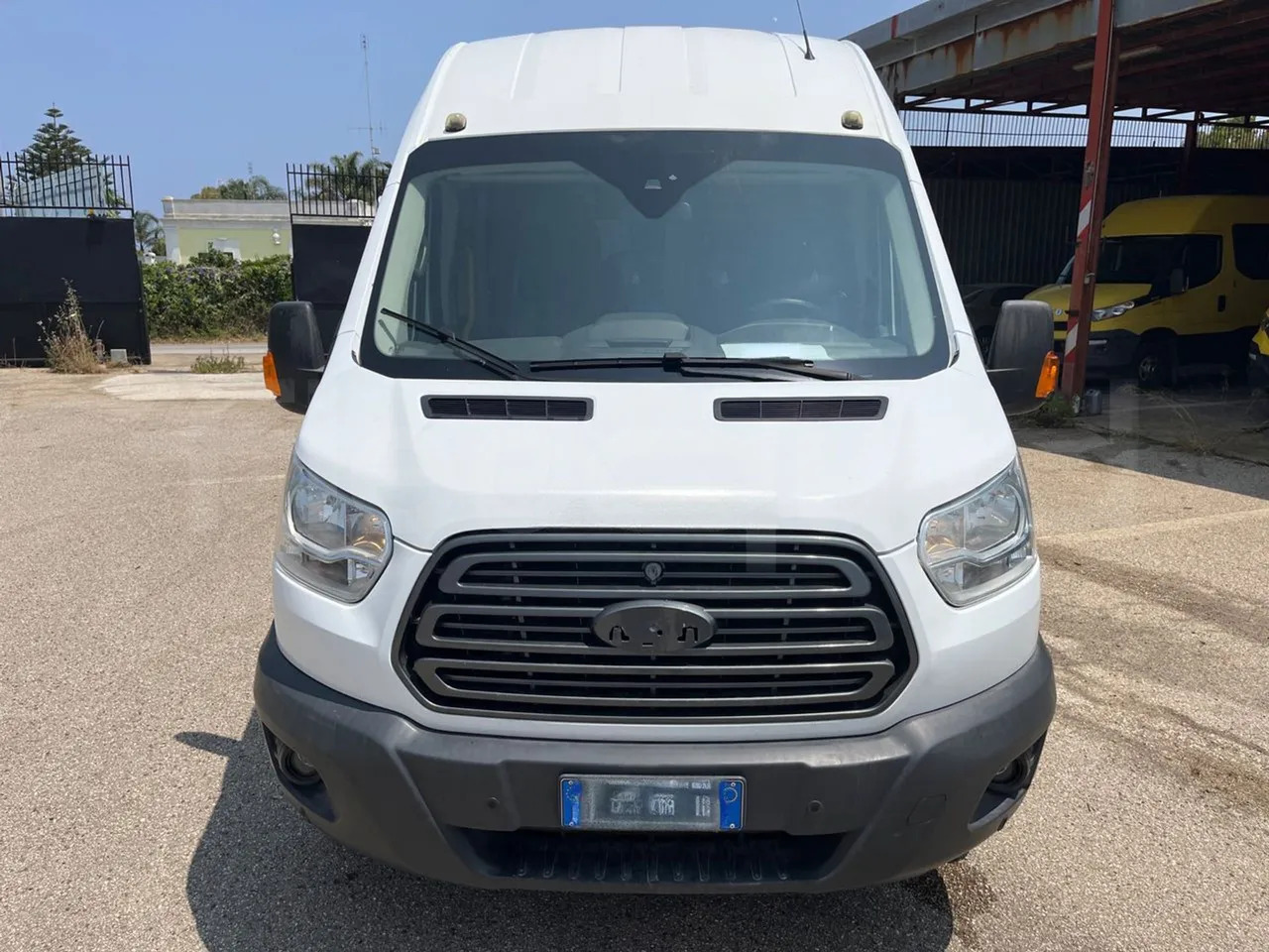Ford Transit - Kleinbus, Personentransporter: das Bild 2 Ford Transit - Kleinbus, Personentransporter: das Bild 2