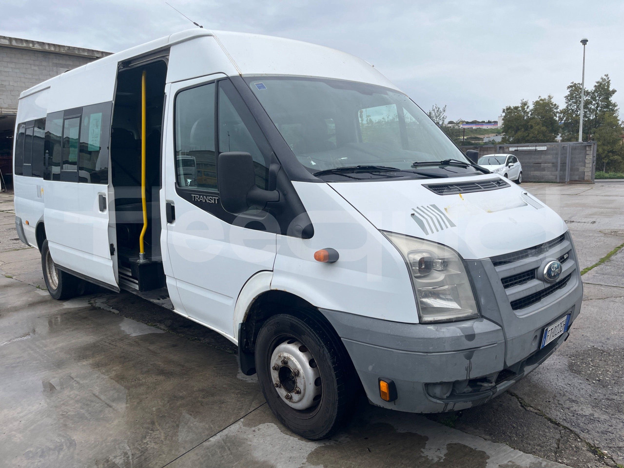 Ford Transit - Kleinbus, Personentransporter: das Bild 1 Ford Transit - Kleinbus, Personentransporter: das Bild 1