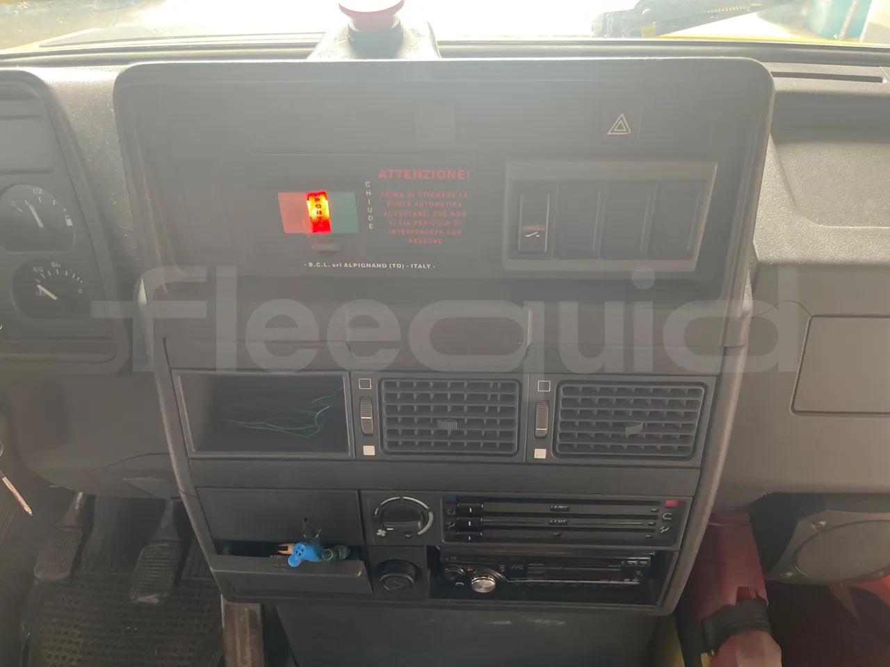 Schulbus Iveco Daily: das Bild 16