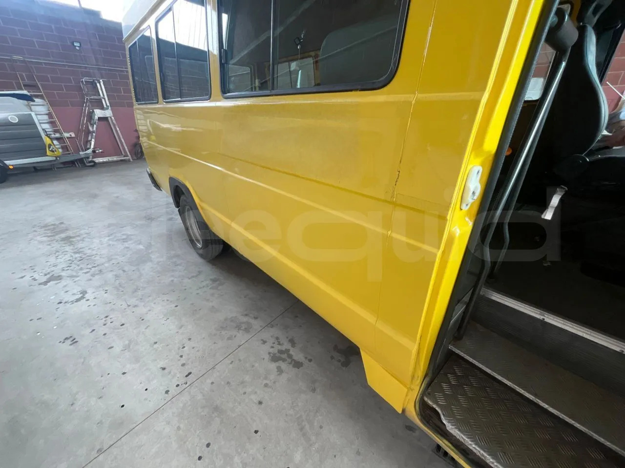 Schulbus Iveco Daily: das Bild 10