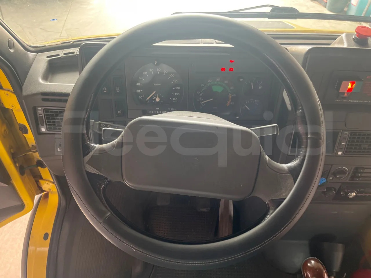 Schulbus Iveco Daily: das Bild 20