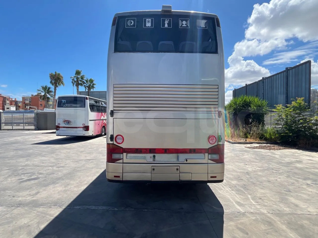 Setra S328 - Reisebus: das Bild 5 Setra S328 - Reisebus: das Bild 5