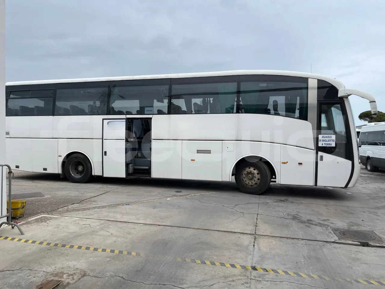 Reisebus Volvo B12: das Bild 12