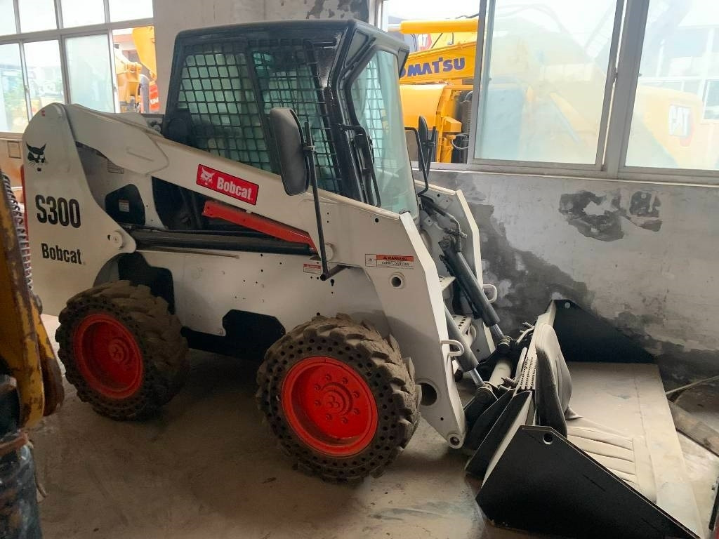 Bobcat S 300 - Kompaktlader: das Bild 1 Bobcat S 300 - Kompaktlader: das Bild 1