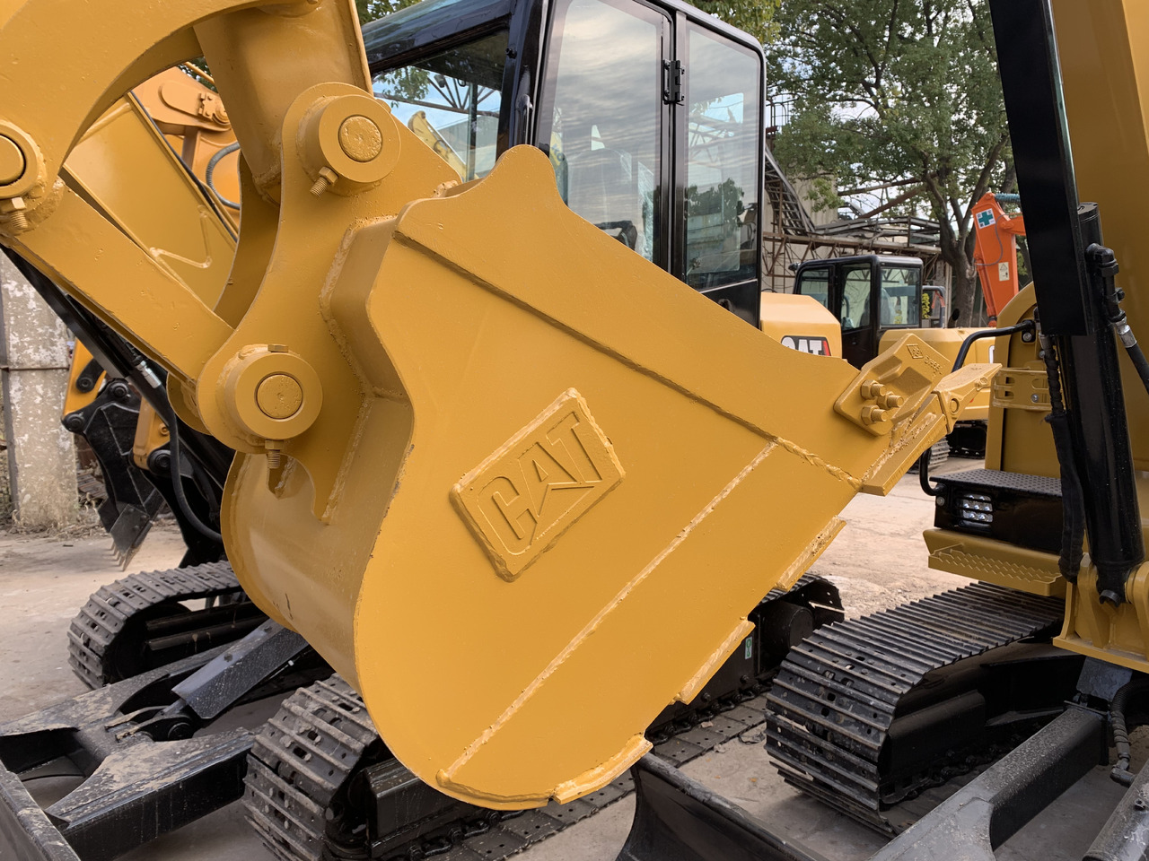 CATERPILLAR 305.5E2 - Kettenbagger: das Bild 3 CATERPILLAR 305.5E2 - Kettenbagger: das Bild 3