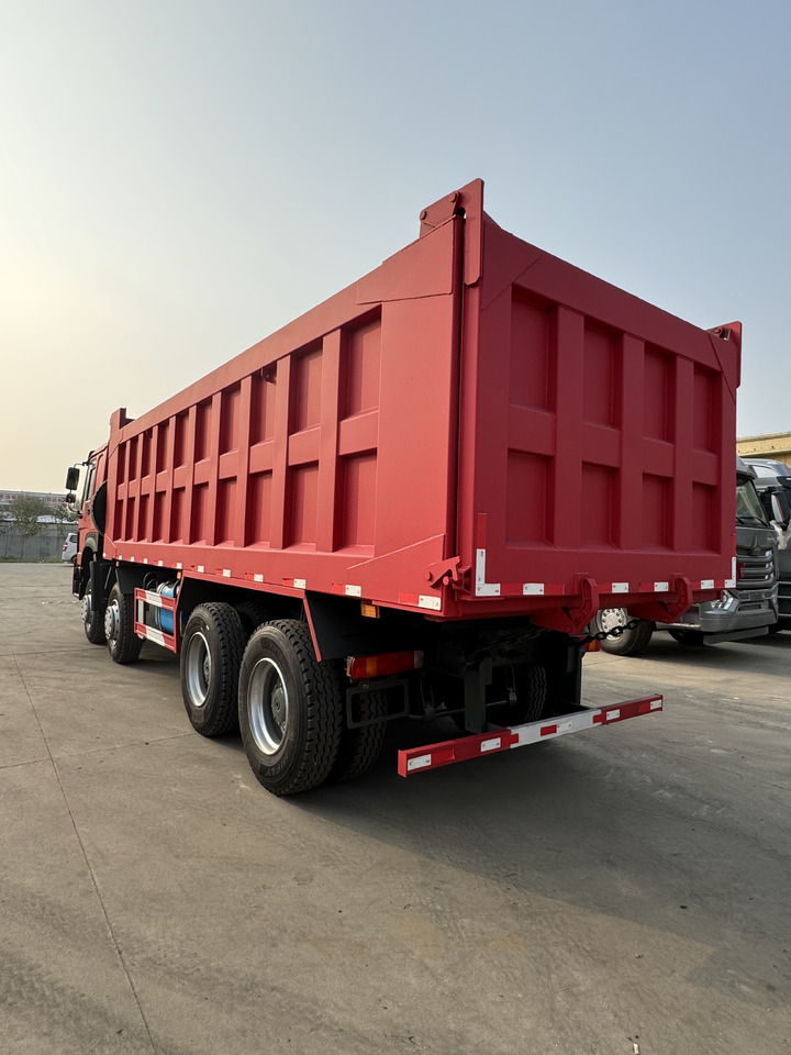 Howo 8x4 - Muldenkipper/ Dumper: das Bild 4 Howo 8x4 - Muldenkipper/ Dumper: das Bild 4
