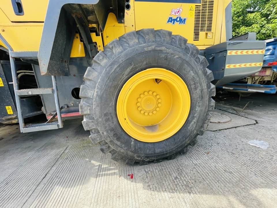 Komatsu WA320 - Radlader: das Bild 5 Komatsu WA320 - Radlader: das Bild 5