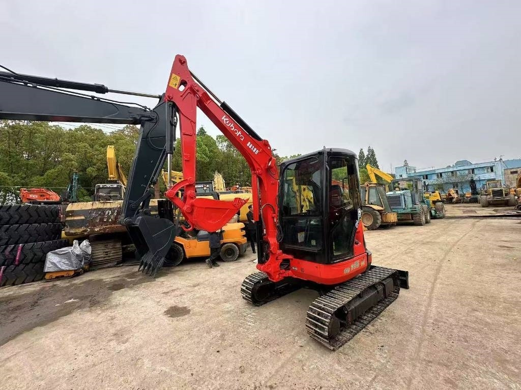 Kubota U-35 - Minibagger: das Bild 3 Kubota U-35 - Minibagger: das Bild 3
