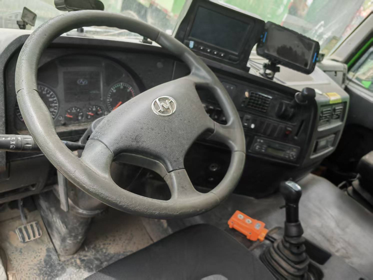 REDROCK CQ3316HTVG396L - Dumper Starr: das Bild 5 REDROCK CQ3316HTVG396L - Dumper Starr: das Bild 5