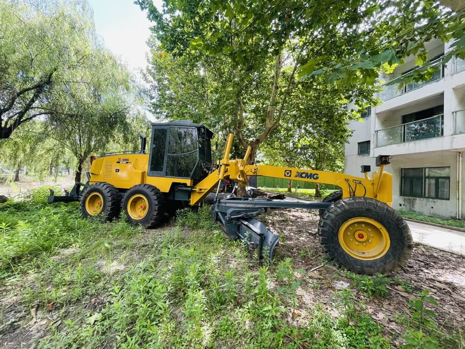 XCMG GR1803 - Grader: das Bild 1 XCMG GR1803 - Grader: das Bild 1
