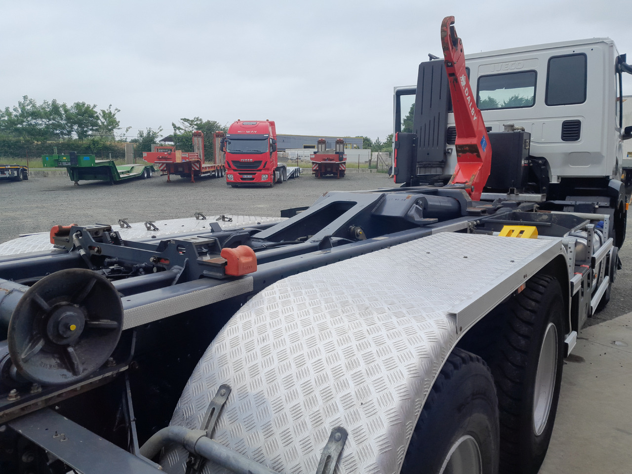 IVECO - Abrollkipper: das Bild 4 IVECO - Abrollkipper: das Bild 4