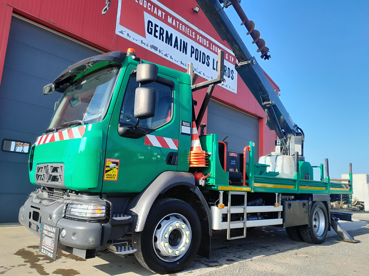 RENAULT D250 - Autokran: das Bild 5 RENAULT D250 - Autokran: das Bild 5