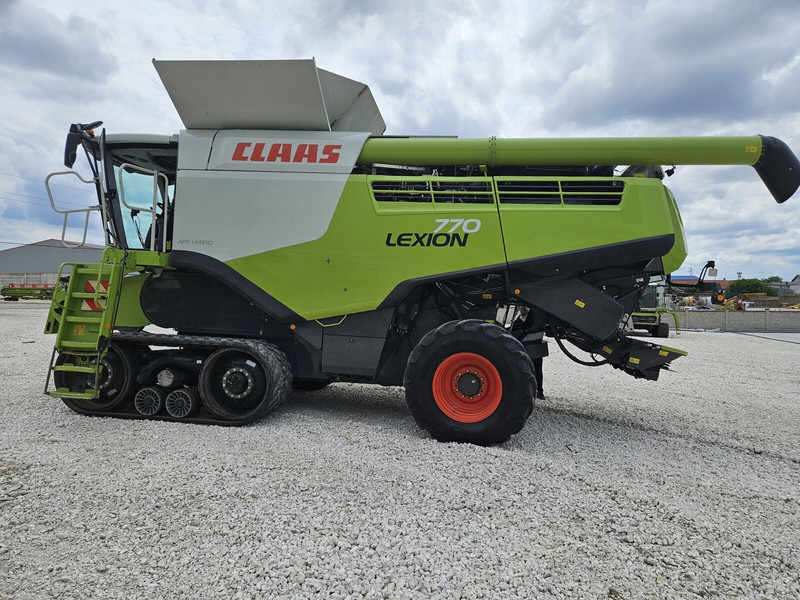 Claas Lexion 770 TT / VARIO 12M - Mähdrescher: das Bild 4 Claas Lexion 770 TT / VARIO 12M - Mähdrescher: das Bild 4