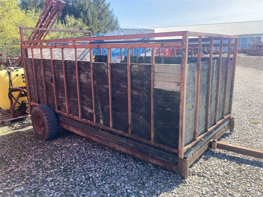 2X3,5MTR - Tiertransporter Anhänger: das Bild 2 2X3,5MTR - Tiertransporter Anhänger: das Bild 2