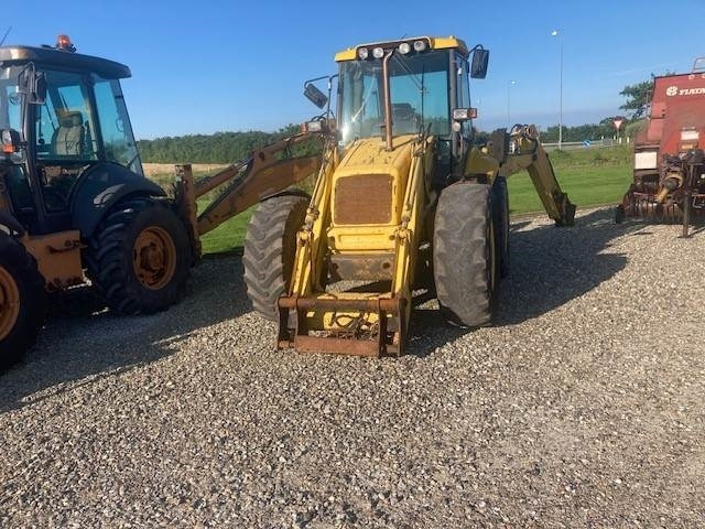 New Holland LB 115B - Baggerlader: das Bild 5 New Holland LB 115B - Baggerlader: das Bild 5
