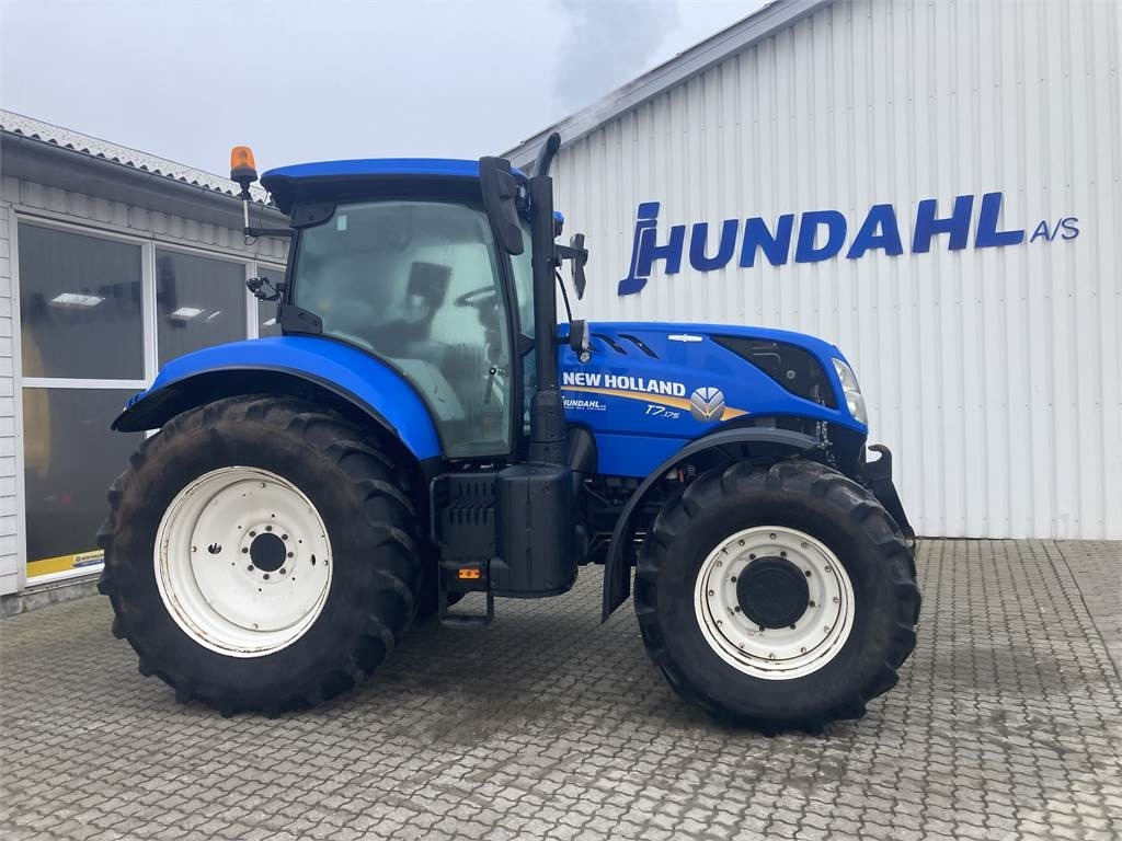 New Holland T7.175 AC MY 18 - Traktor: das Bild 1 New Holland T7.175 AC MY 18 - Traktor: das Bild 1