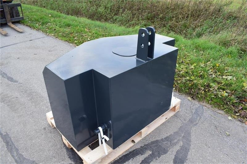 - - - 1200 kilo J-Maskiner - Gegengewicht für Landmaschine: das Bild 5 - - - 1200 kilo J-Maskiner - Gegengewicht für Landmaschine: das Bild 5
