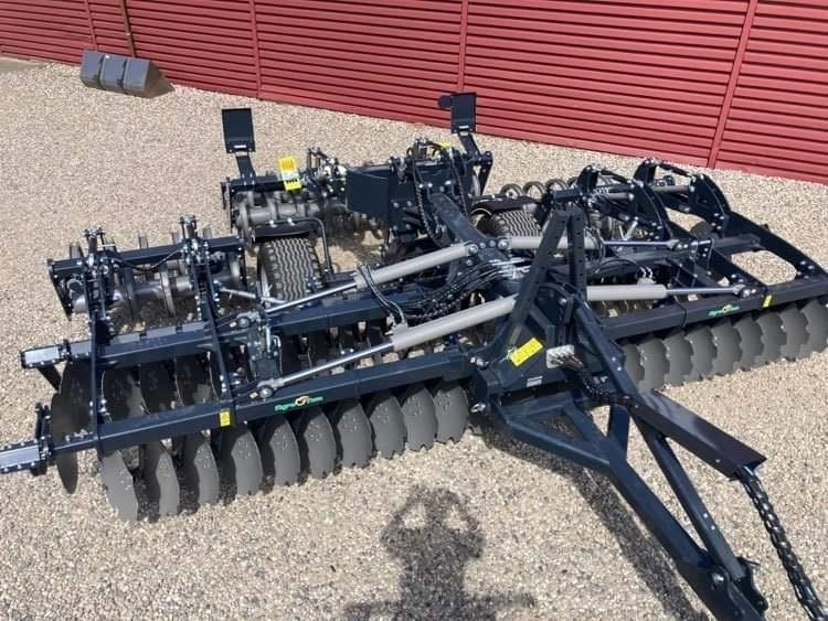 Agro - TOM 6 Meter discharve - Scheibenegge: das Bild 5 Agro - TOM 6 Meter discharve - Scheibenegge: das Bild 5