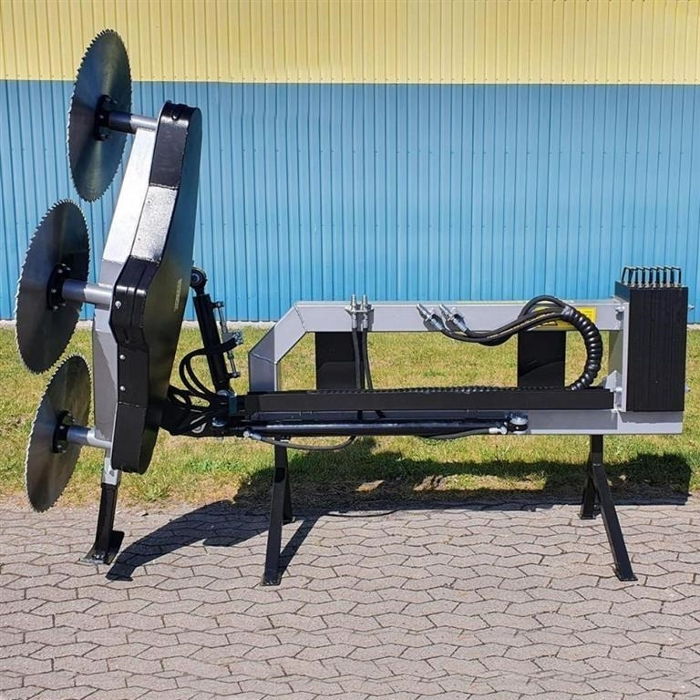 Dk-Tec - Schlegelmäher/ Mulcher: das Bild 1 Dk-Tec - Schlegelmäher/ Mulcher: das Bild 1