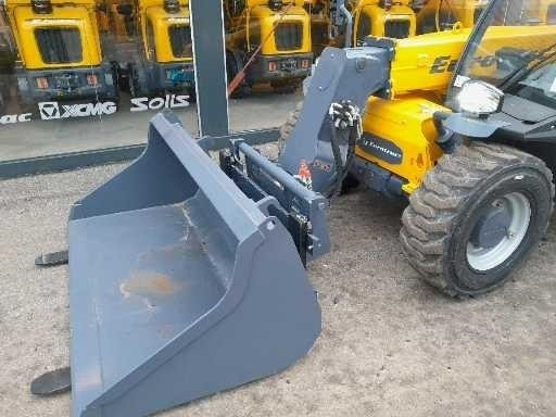 - - - EUROTRAC TH25.6 FABRIKS NY - Teleskoplader: das Bild 4 - - - EUROTRAC TH25.6 FABRIKS NY - Teleskoplader: das Bild 4