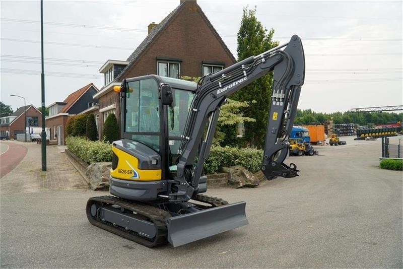 Eurotrac HE26-SR - Minibagger: das Bild 3 Eurotrac HE26-SR - Minibagger: das Bild 3