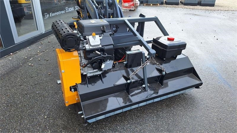 Eurotrac slagleklipper Fabriks ny - Schlegelmäher: das Bild 2 Eurotrac slagleklipper Fabriks ny - Schlegelmäher: das Bild 2
