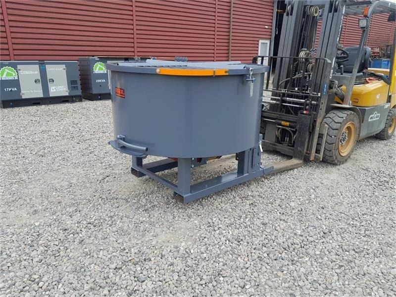 - - - FK MASCHINERY - Betonmischer: das Bild 1 - - - FK MASCHINERY - Betonmischer: das Bild 1