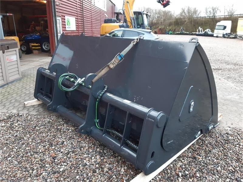 Inter-Tech højtipskovl inter-tech 3 meters - Ladeschaufel: das Bild 3 Inter-Tech højtipskovl inter-tech 3 meters - Ladeschaufel: das Bild 3