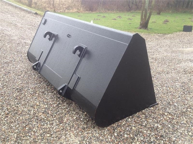 Manitou J-Maskiner Kornskovl - Teleskoplader: das Bild 3 Manitou J-Maskiner Kornskovl - Teleskoplader: das Bild 3