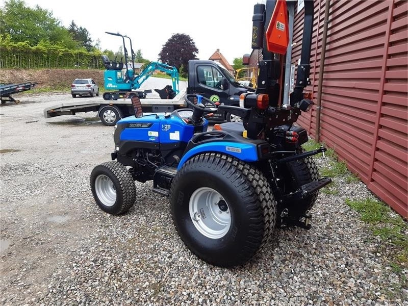 Solis 26 hst - Kommunaltraktor: das Bild 2 Solis 26 hst - Kommunaltraktor: das Bild 2