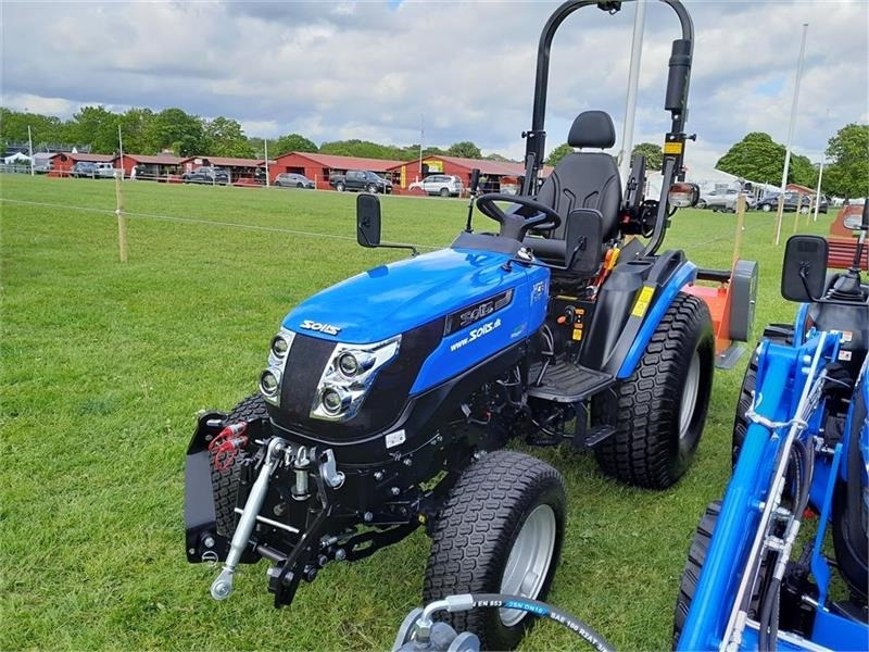 Kommunaltraktor Solis 26 hst frontlift: das Bild 12