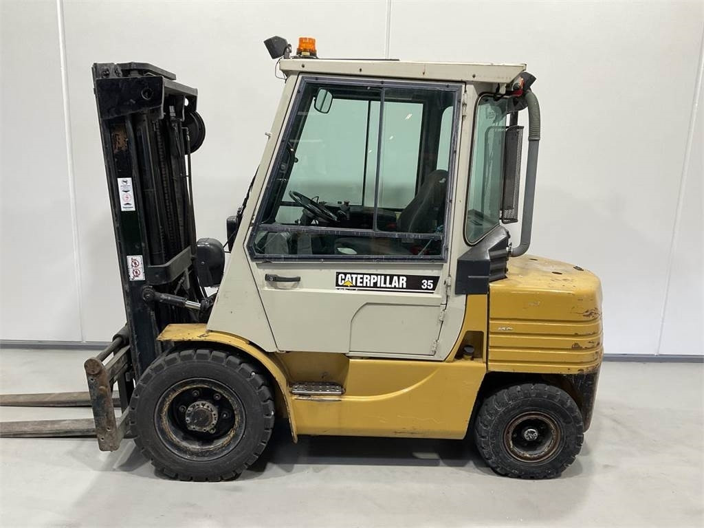 CAT DP35A - Dieselstapler: das Bild 3 CAT DP35A - Dieselstapler: das Bild 3