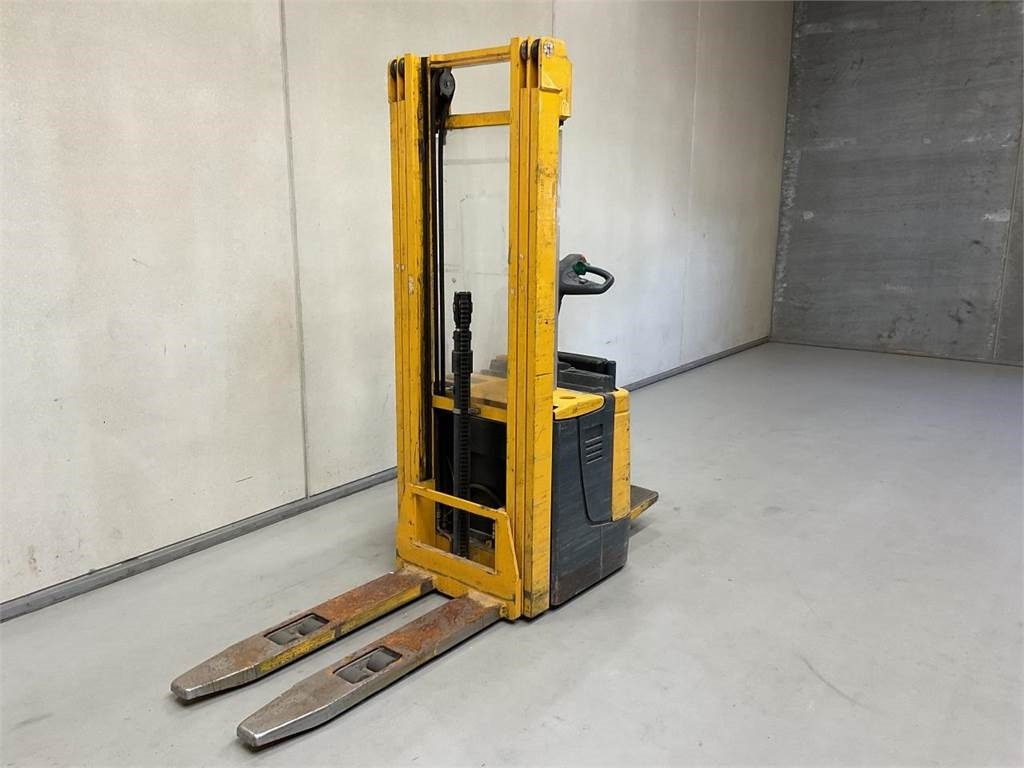 Jungheinrich ERC 214 - Hochhubwagen: das Bild 4 Jungheinrich ERC 214 - Hochhubwagen: das Bild 4