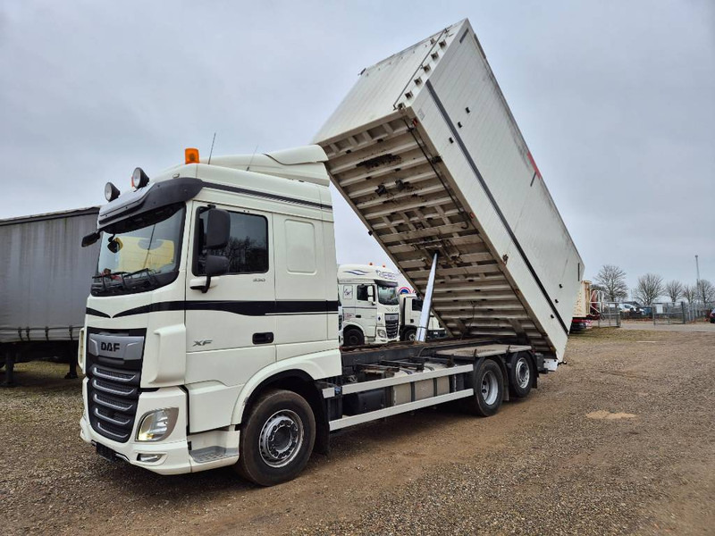 DAF XF 530 6x2 //Volume tipper// - Kipper: das Bild 1 DAF XF 530 6x2 //Volume tipper// - Kipper: das Bild 1