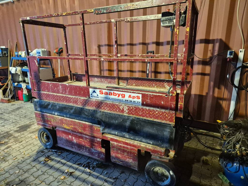 Grove 6-10 meter 2 persons lift - Scherenbühne: das Bild 1 Grove 6-10 meter 2 persons lift - Scherenbühne: das Bild 1