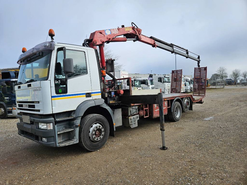 Iveco Eurotech 6x2 // Machinetransport // HMF 1483 K3 - Autotransporter LKW: das Bild 2 Iveco Eurotech 6x2 // Machinetransport // HMF 1483 K3 - Autotransporter LKW: das Bild 2