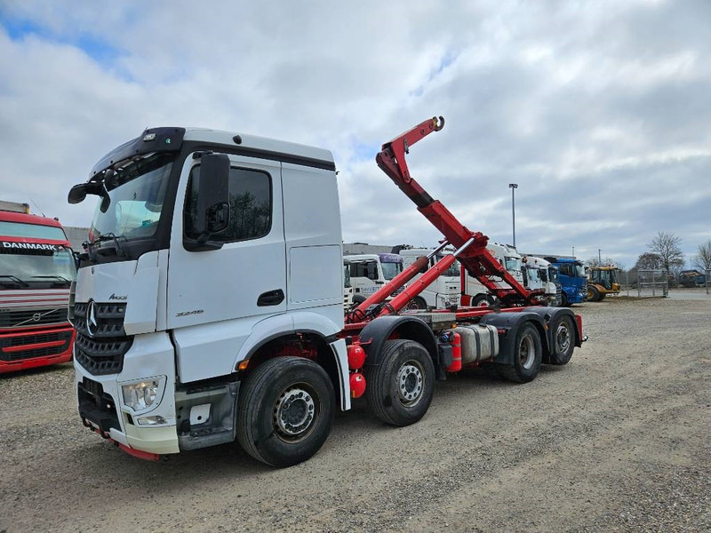 Mercedes-Benz Arocs 3246 L 8x2/4 //Kroghejs / Hook / Hagen// - Abrollkipper: das Bild 2 Mercedes-Benz Arocs 3246 L 8x2/4 //Kroghejs / Hook / Hagen// - Abrollkipper: das Bild 2