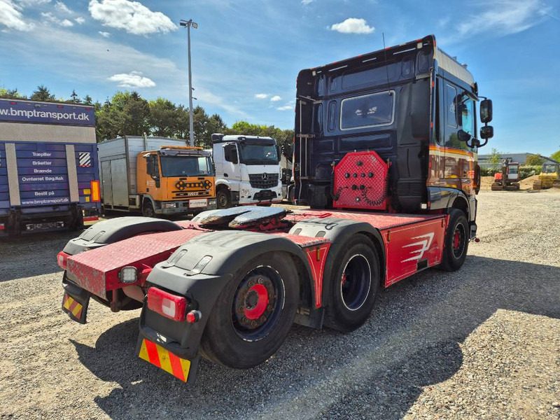 DAF XF 530 // Big Hydraulic // special interior - Sattelzugmaschine: das Bild 5 DAF XF 530 // Big Hydraulic // special interior - Sattelzugmaschine: das Bild 5